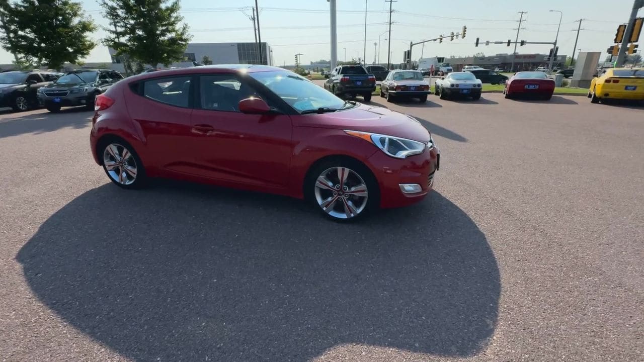 Used 2016 Hyundai Veloster Base with VIN KMHTC6AD2GU302252 for sale in Sioux Falls, SD