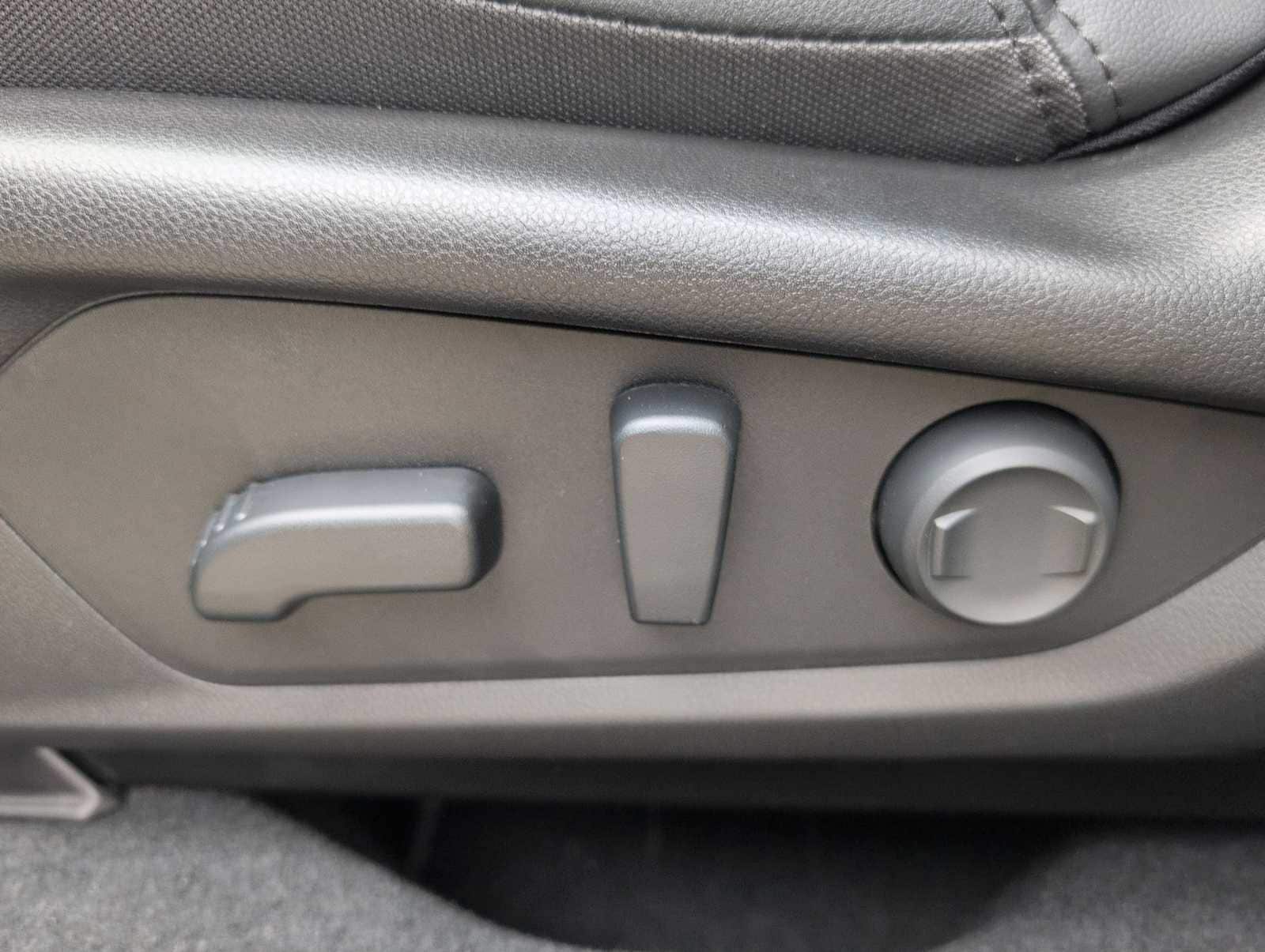 Thumbnail: 2026 Subaru Outback - 17