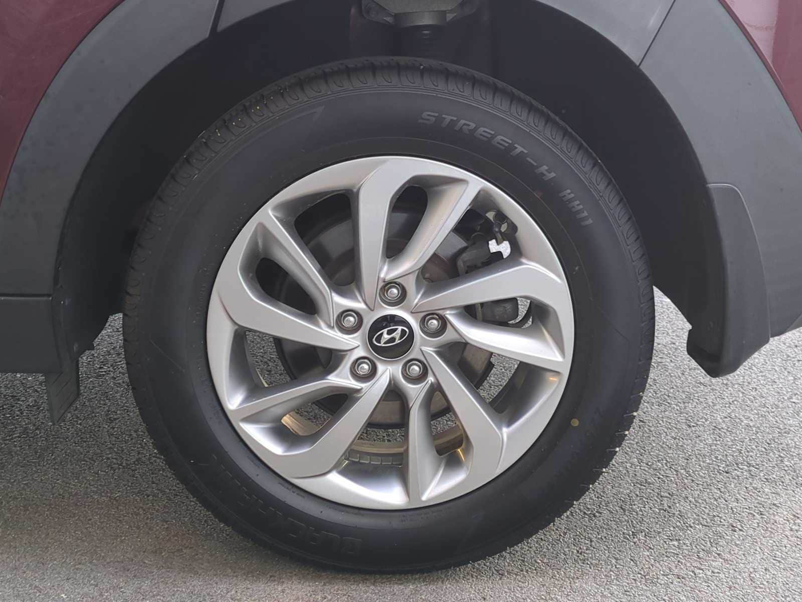 Thumbnail: 2018 Hyundai Tucson - 15