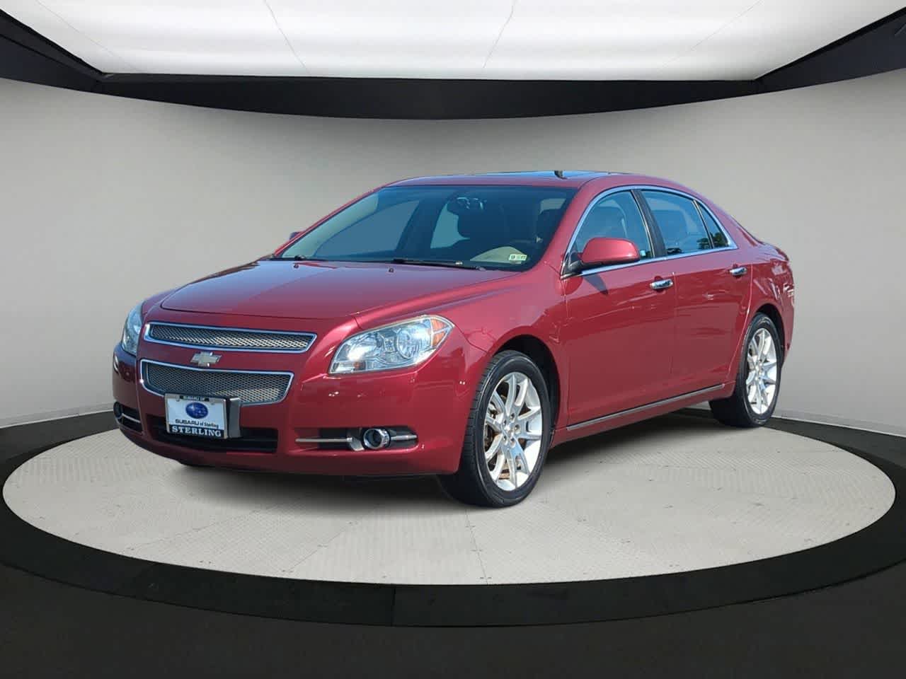 Thumbnail: 2011 Chevrolet Malibu - 4