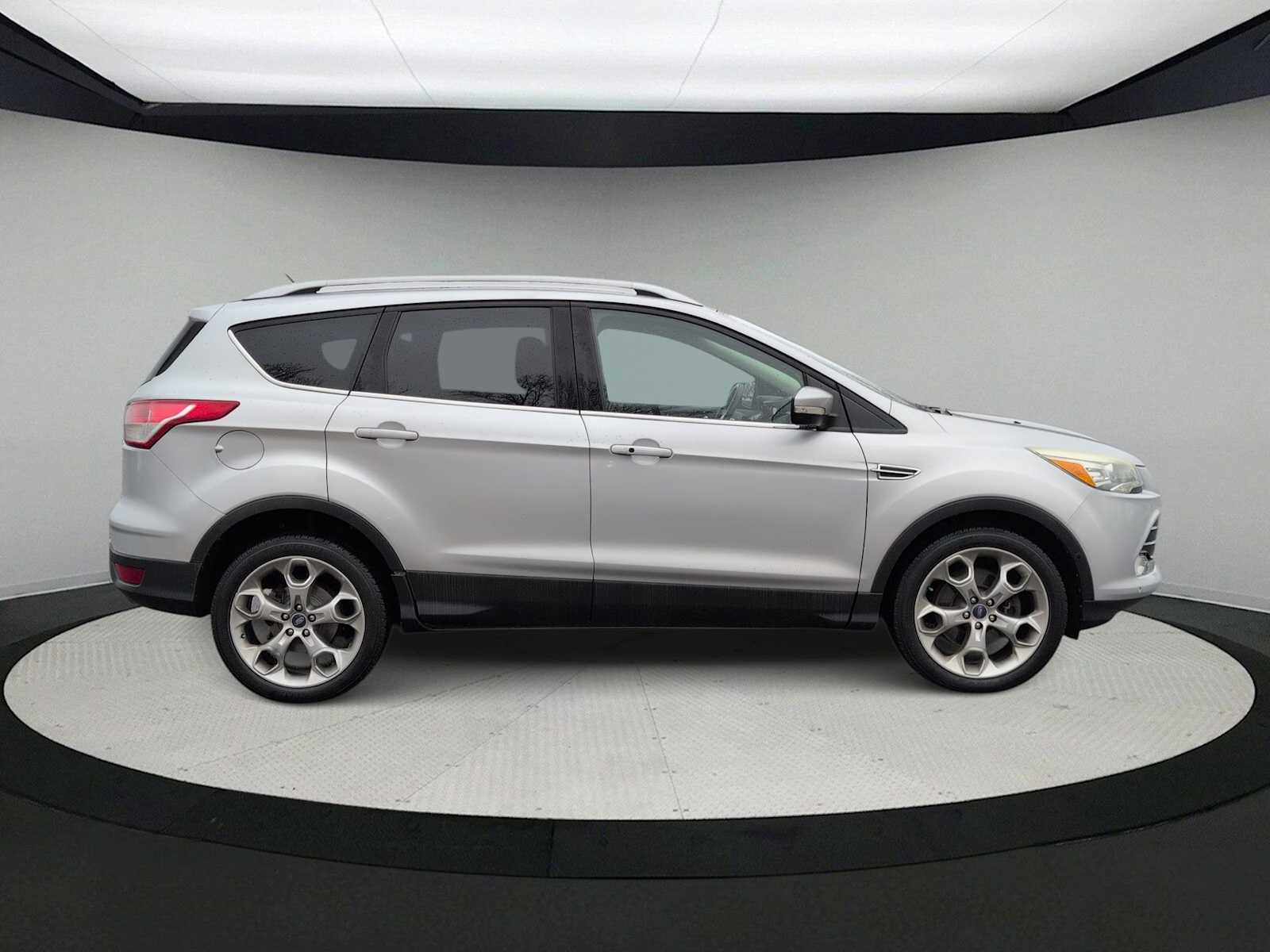 Thumbnail: 2014 Ford Escape - 9
