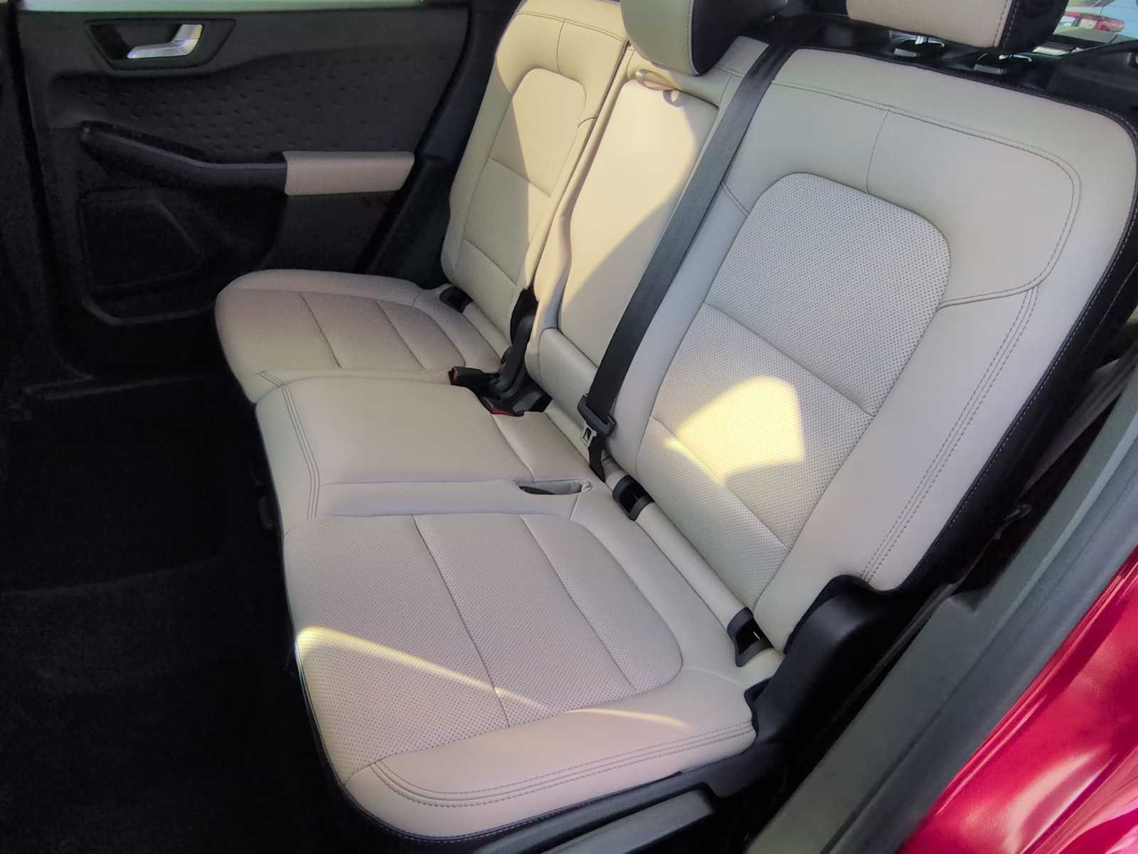 Thumbnail: 2020 Ford Escape - 21