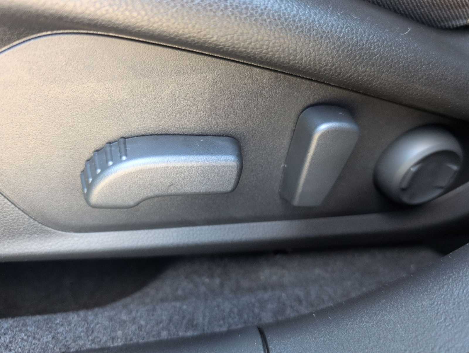 Thumbnail: 2026 Subaru Outback - 17