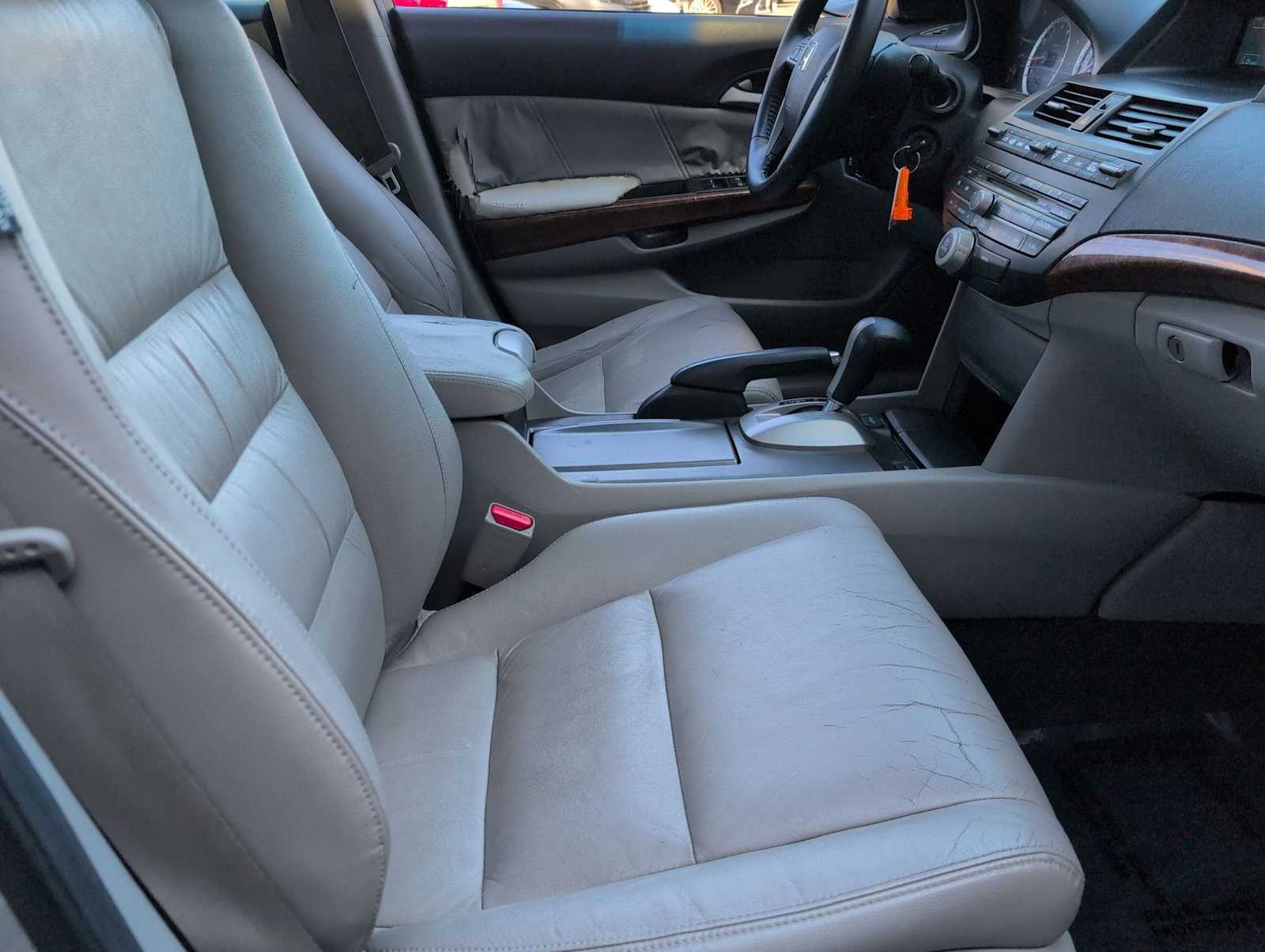 Thumbnail: 2011 Honda Accord - 21