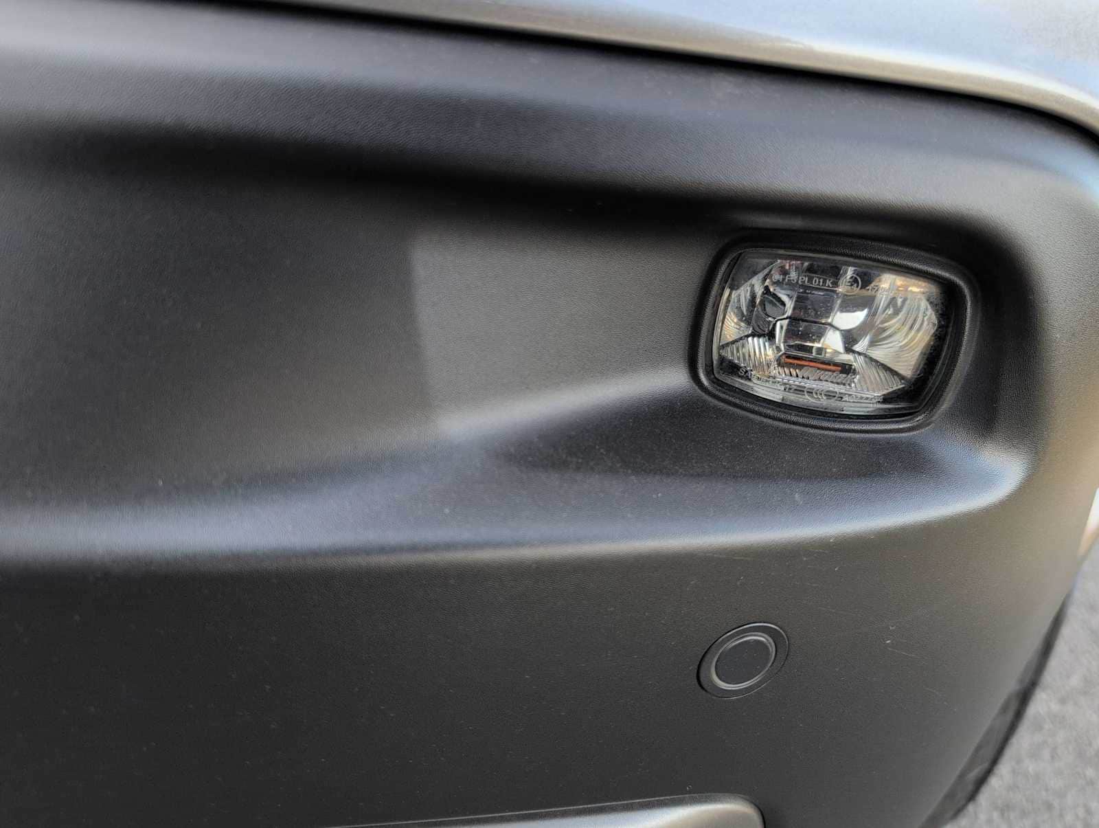 Thumbnail: 2019 Jeep Cherokee - 11