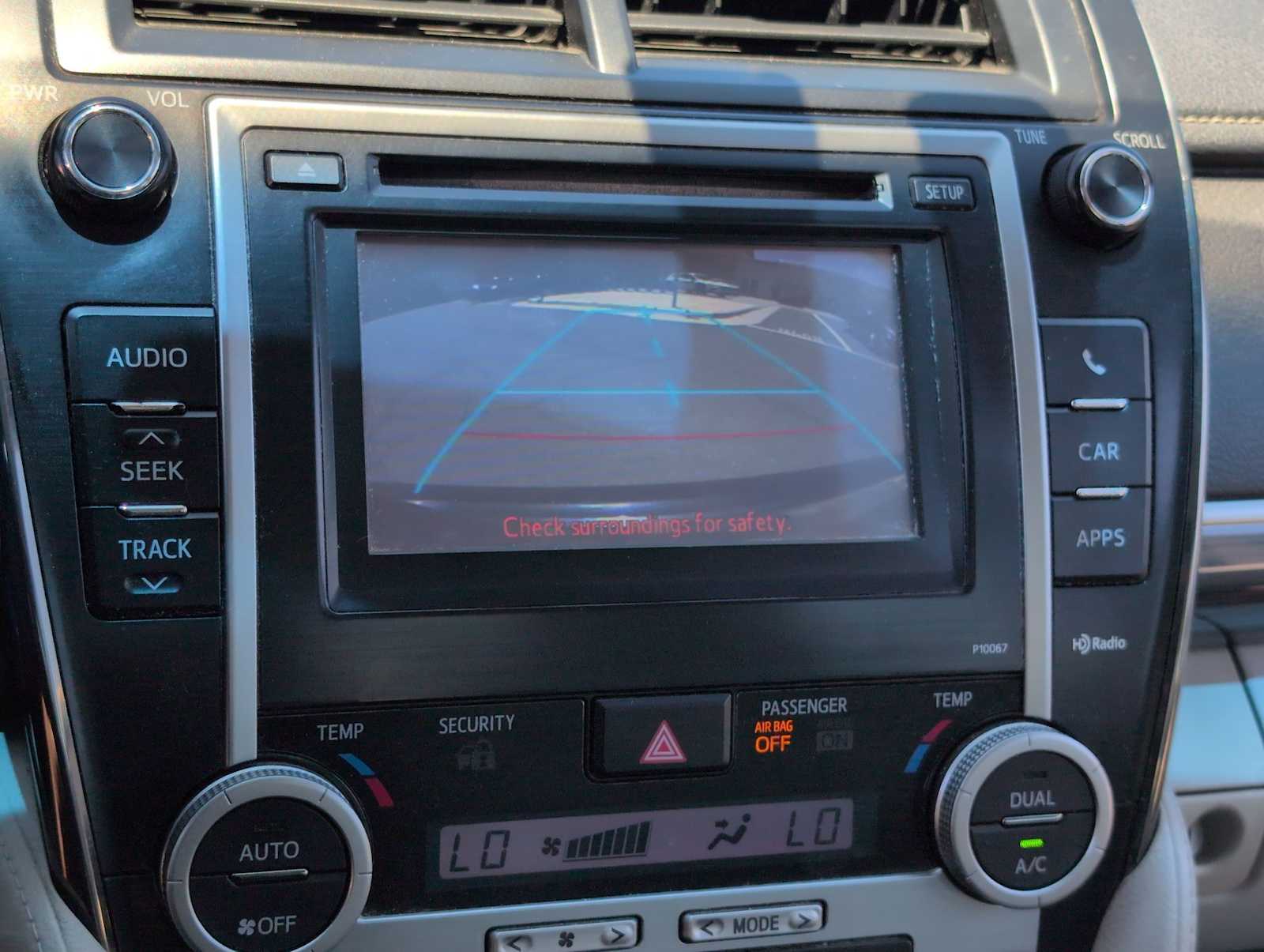 Thumbnail: 2012 Toyota Camry - 28