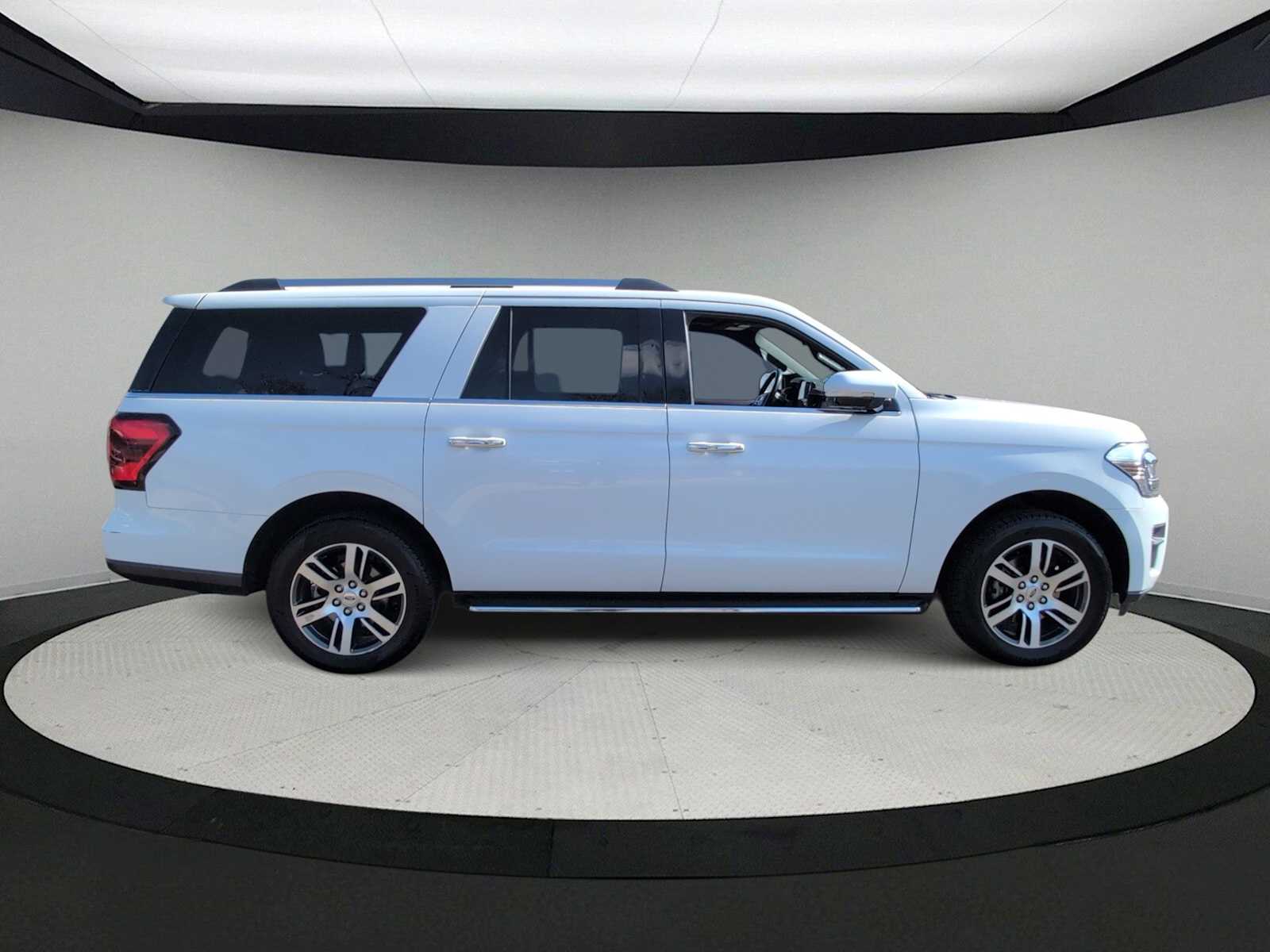 Thumbnail: 2023 Ford Expedition MAX - 9