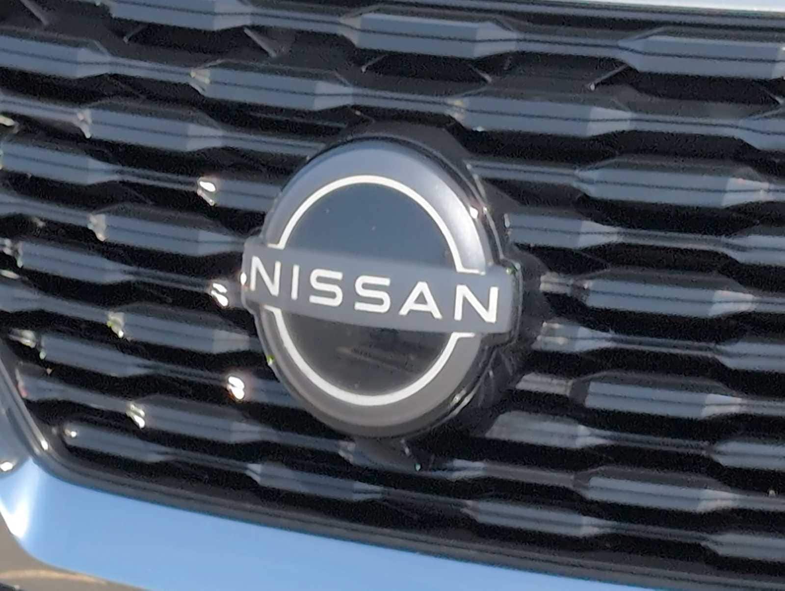 Thumbnail: 2023 Nissan Rogue - 12