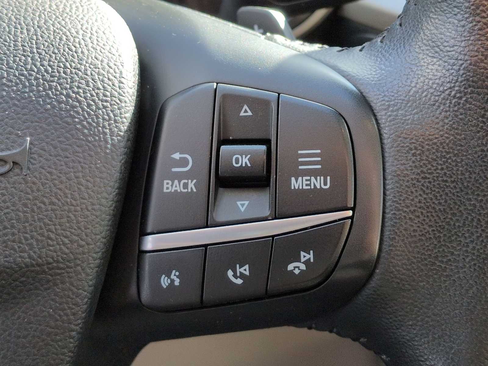 Thumbnail: 2020 Ford Escape - 26