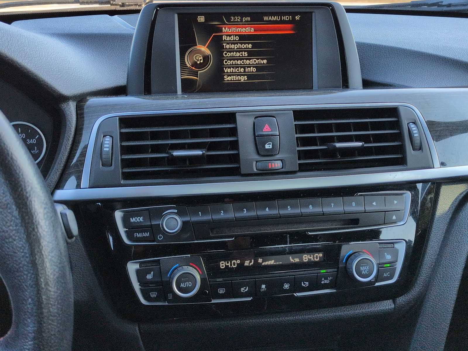 Thumbnail: 2016 BMW 3 Series - 29