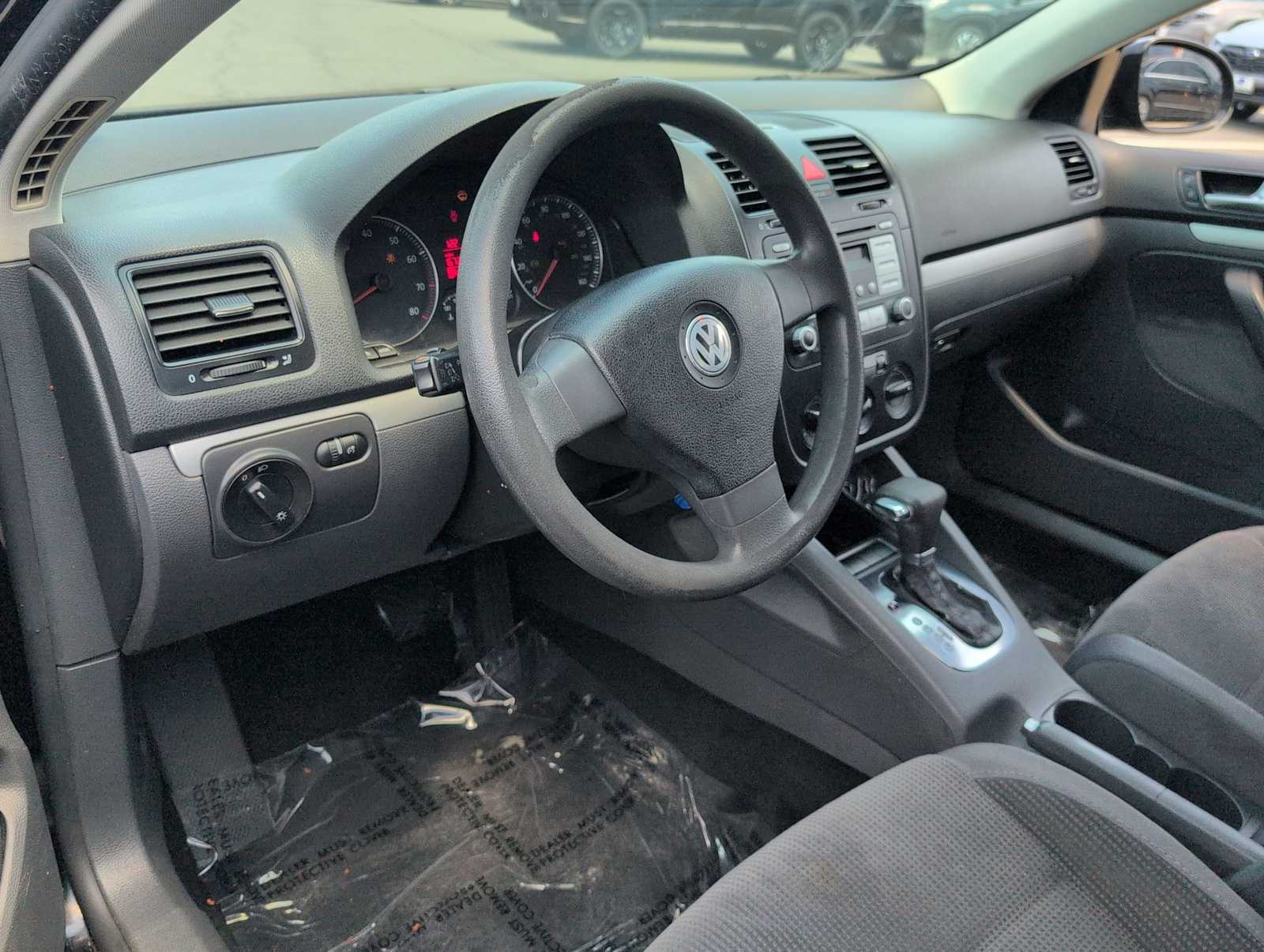 Thumbnail: 2009 Volkswagen Jetta - 10