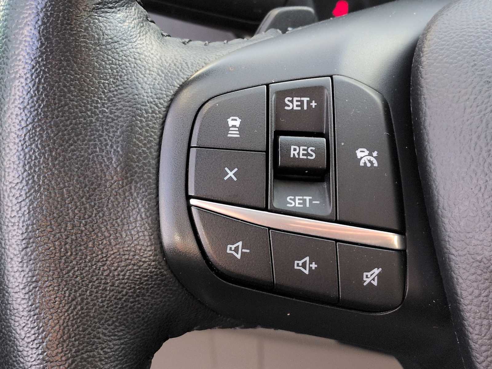 Thumbnail: 2020 Ford Escape - 25