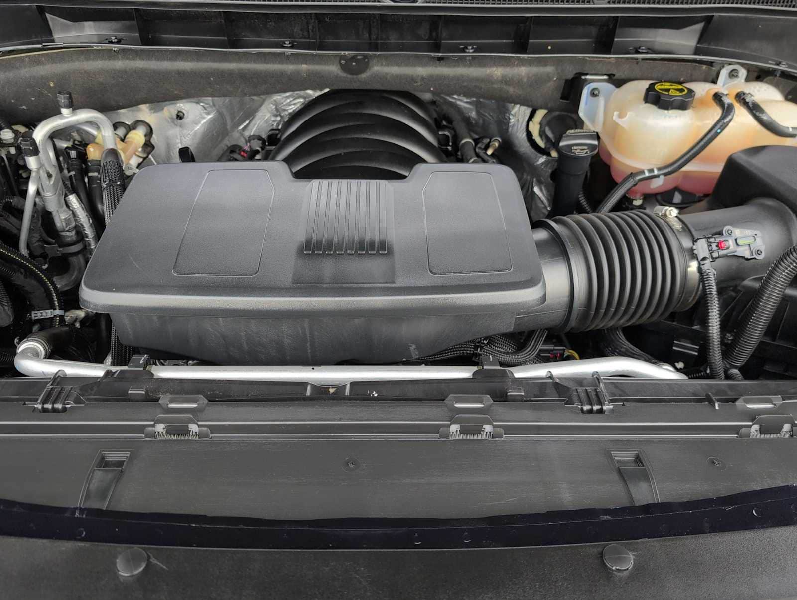 Thumbnail: 2024 GMC Yukon XL - 15