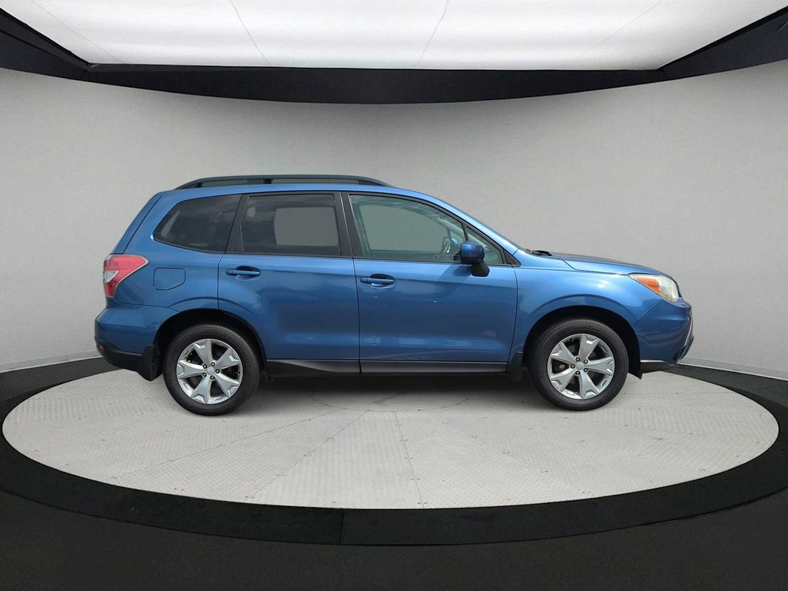 Thumbnail: 2015 Subaru Forester - 9