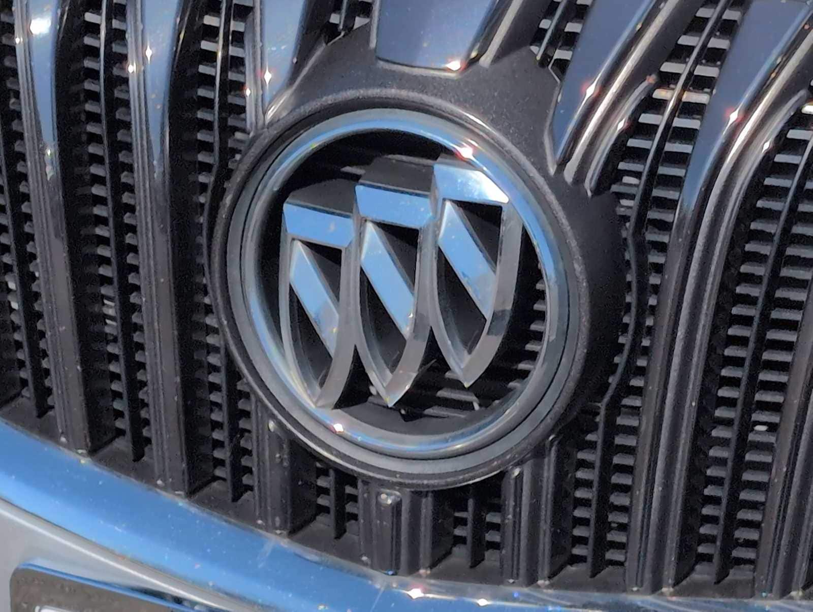 Thumbnail: 2014 Buick Regal - 12