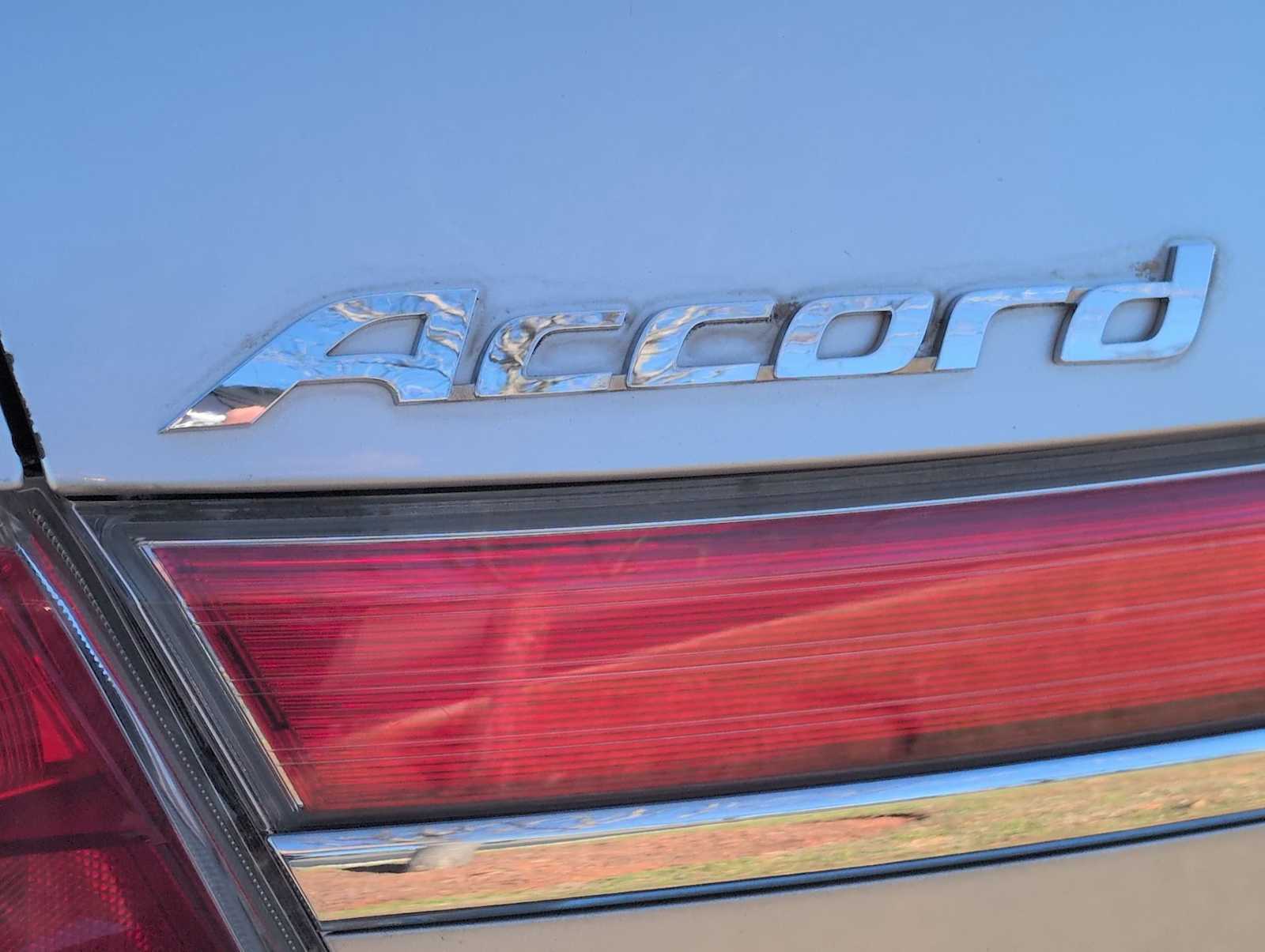 Thumbnail: 2011 Honda Accord - 13