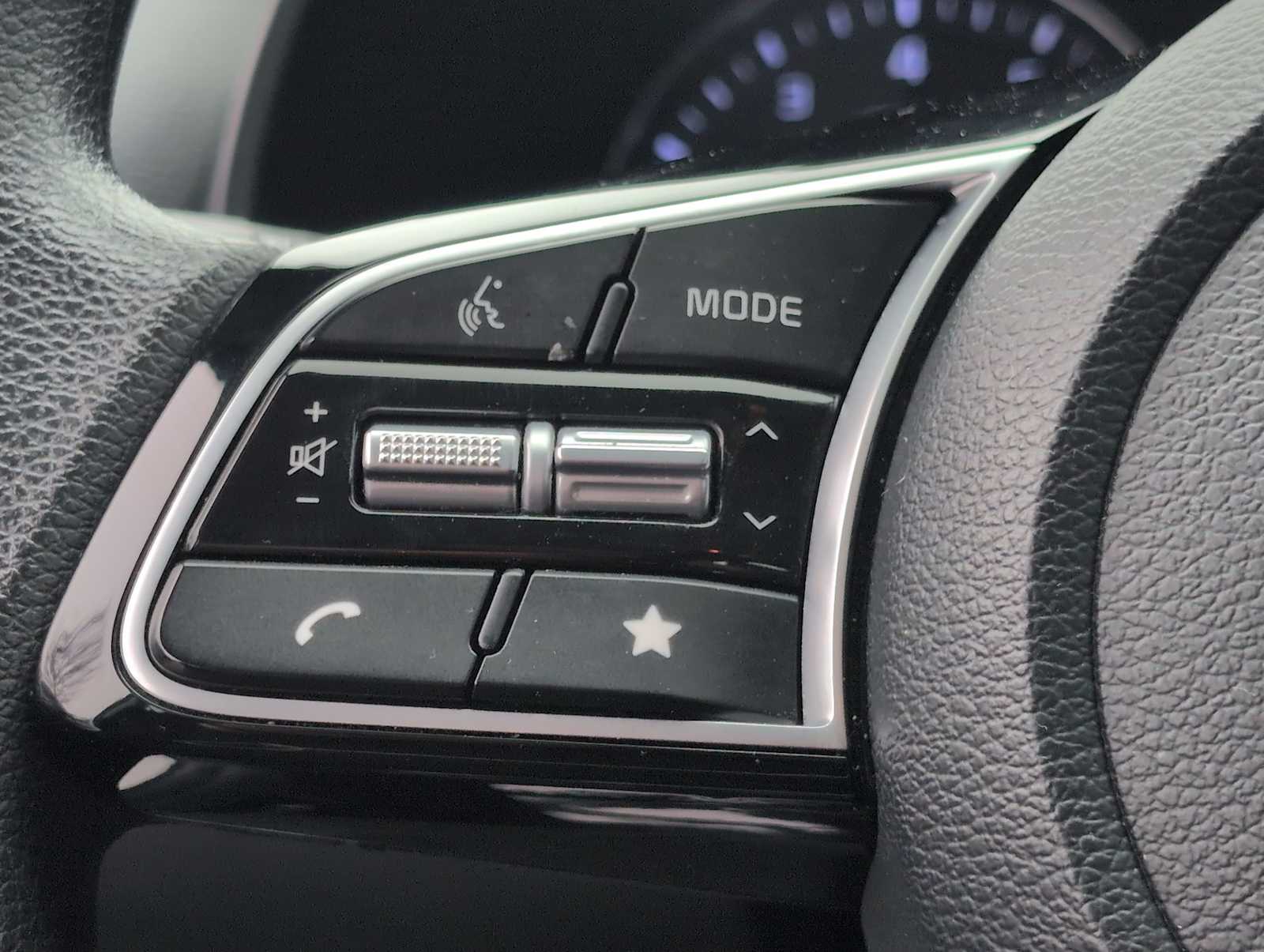 Thumbnail: 2024 Kia Forte - 23