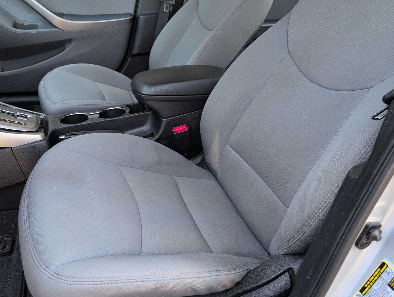 Thumbnail: 2013 Hyundai Elantra - 16