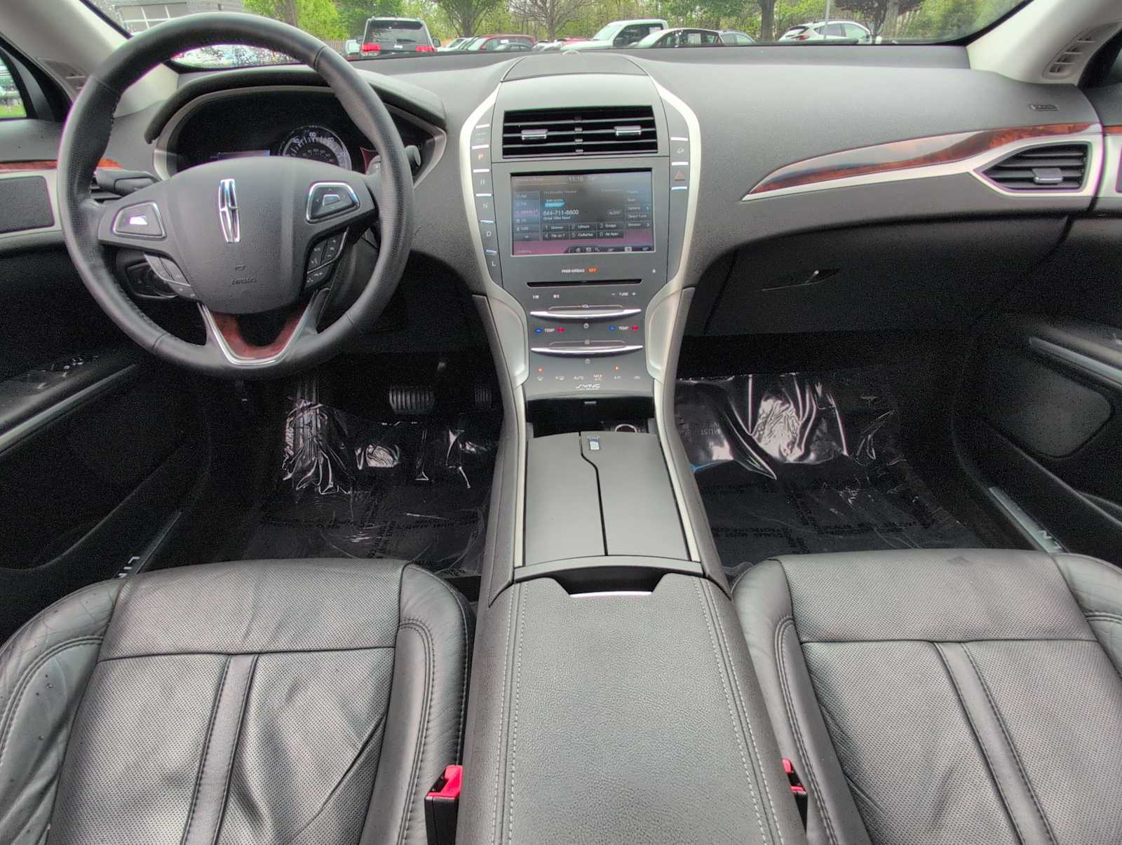 Thumbnail: 2014 Lincoln MKZ - 15