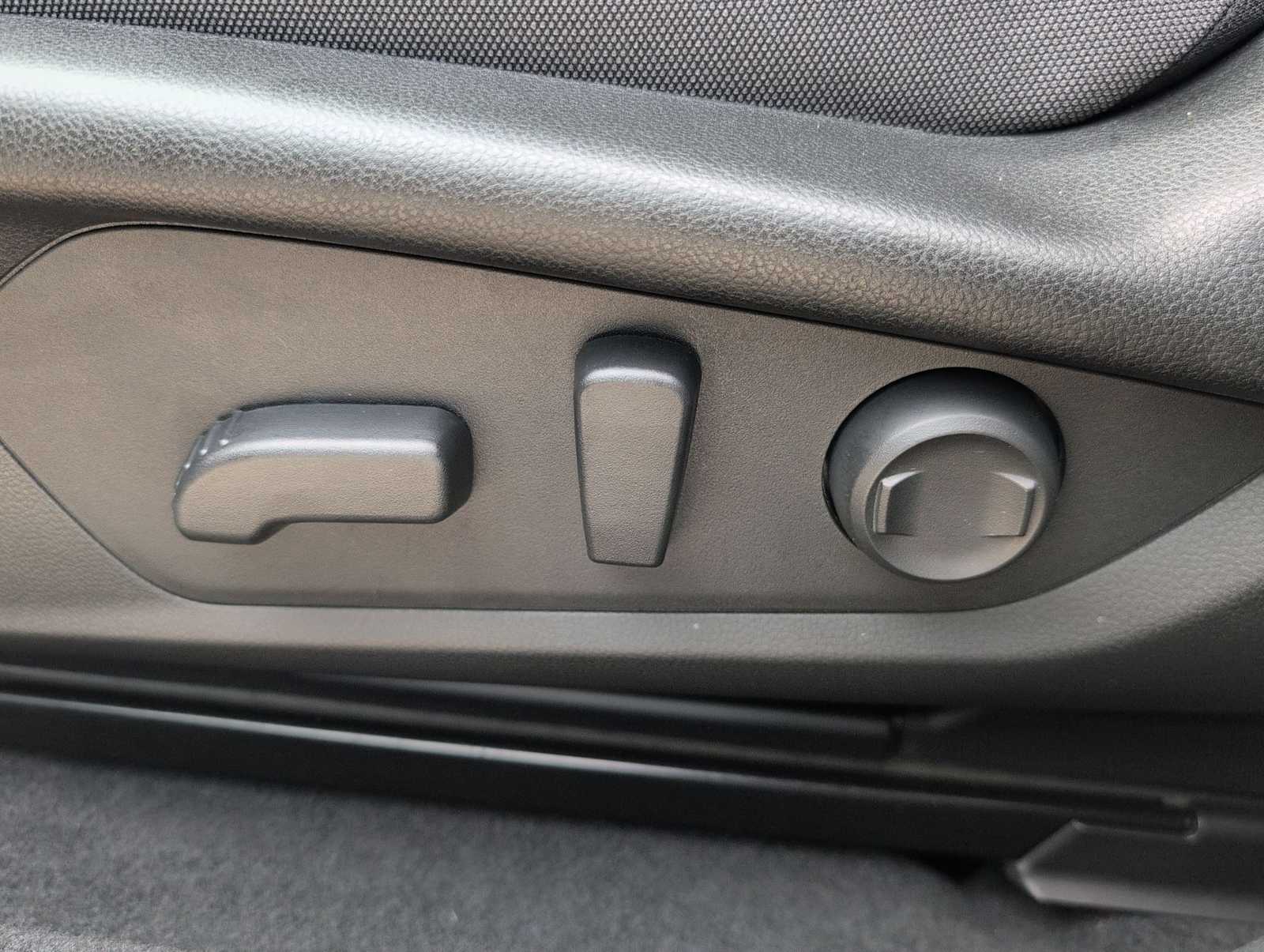 Thumbnail: 2025 Subaru Crosstrek - 17