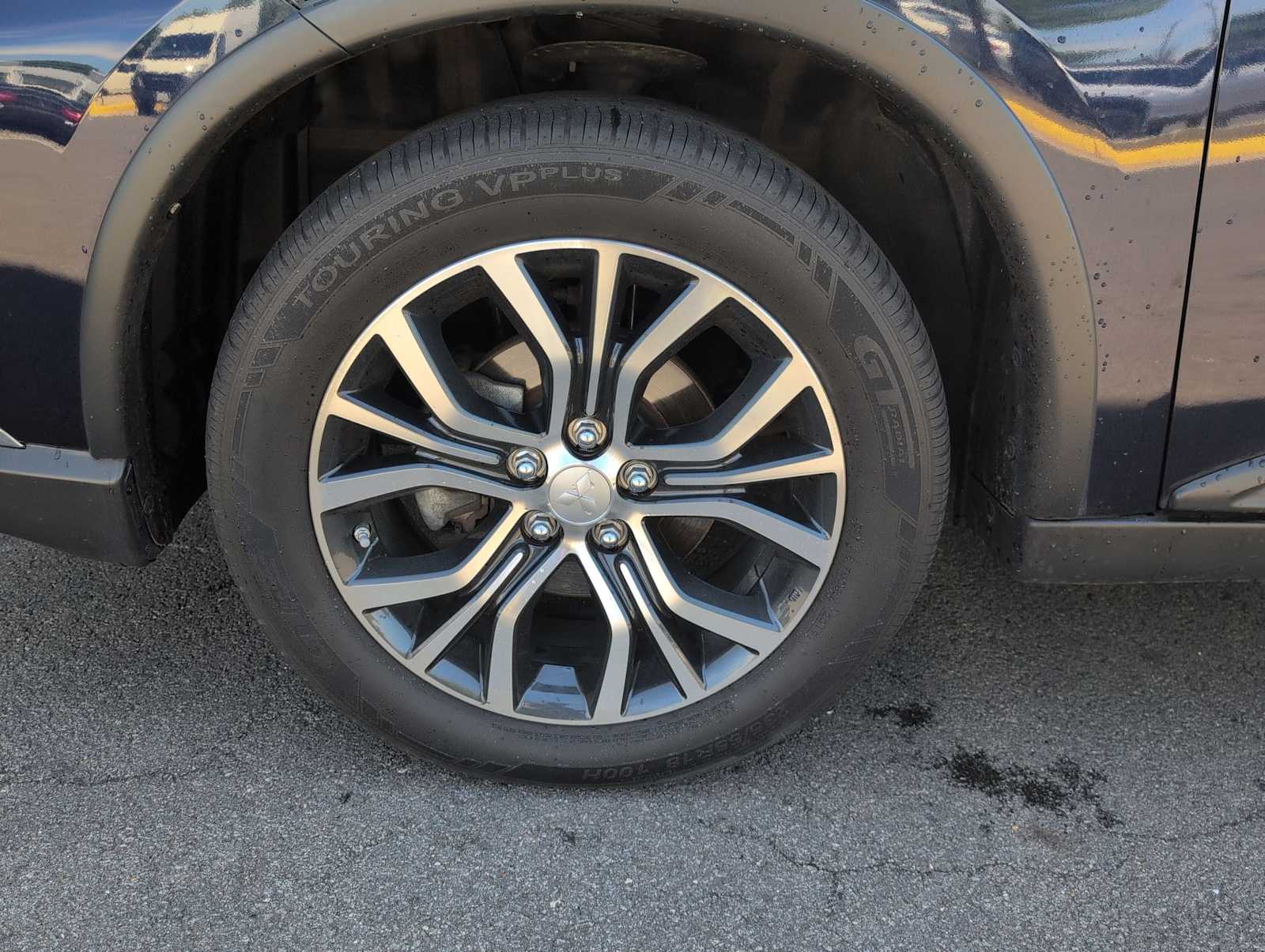 Thumbnail: 2016 Mitsubishi Outlander - 14
