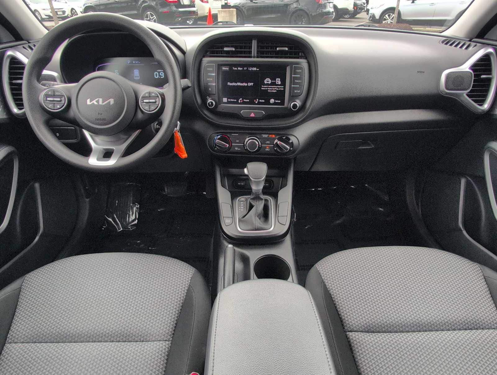 Thumbnail: 2023 Kia Soul - 15