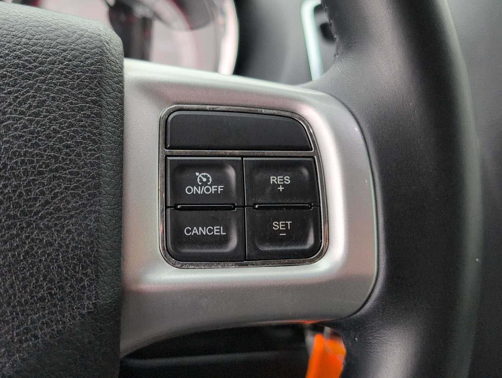 Thumbnail: 2012 Dodge Grand Caravan - 24