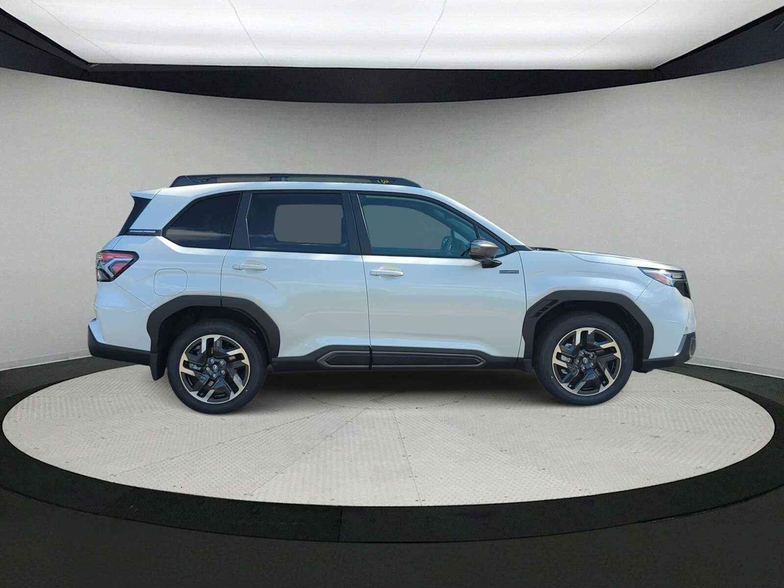Thumbnail: 2025 Subaru Forester - 9