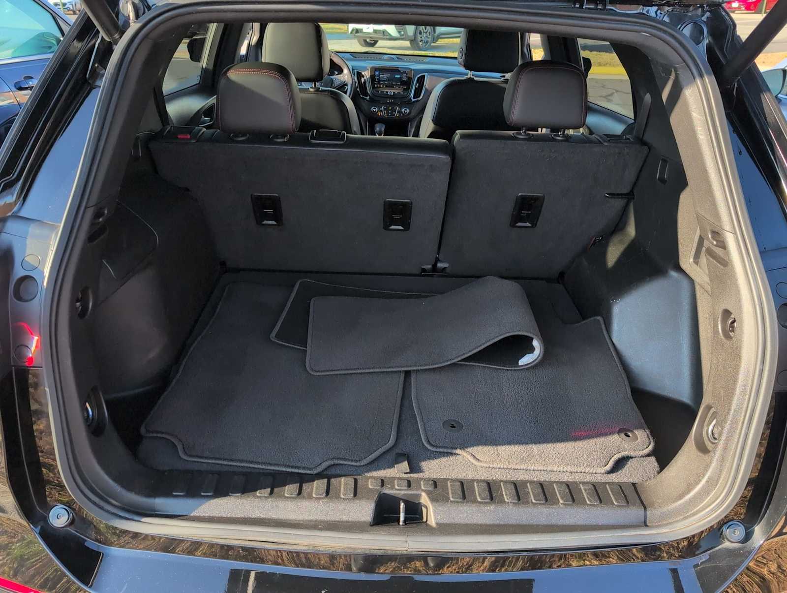 Thumbnail: 2022 Chevrolet Equinox - 34