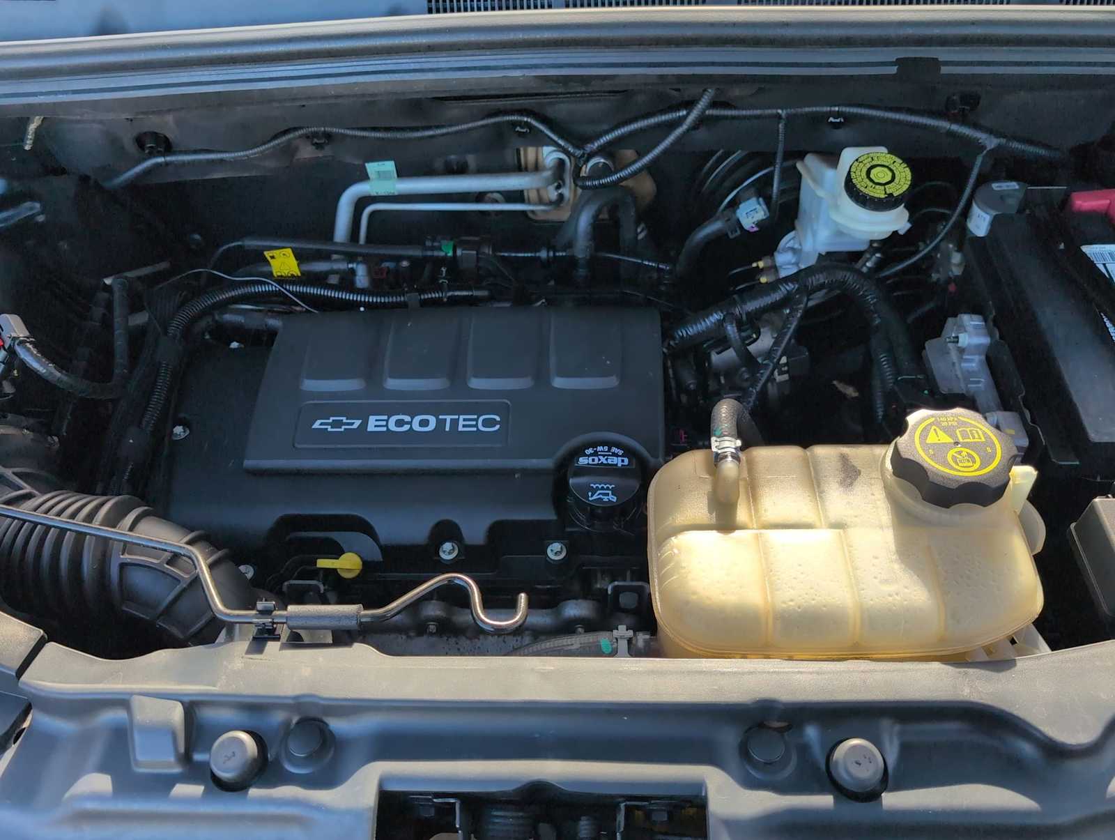 Thumbnail: 2015 Chevrolet Trax - 15