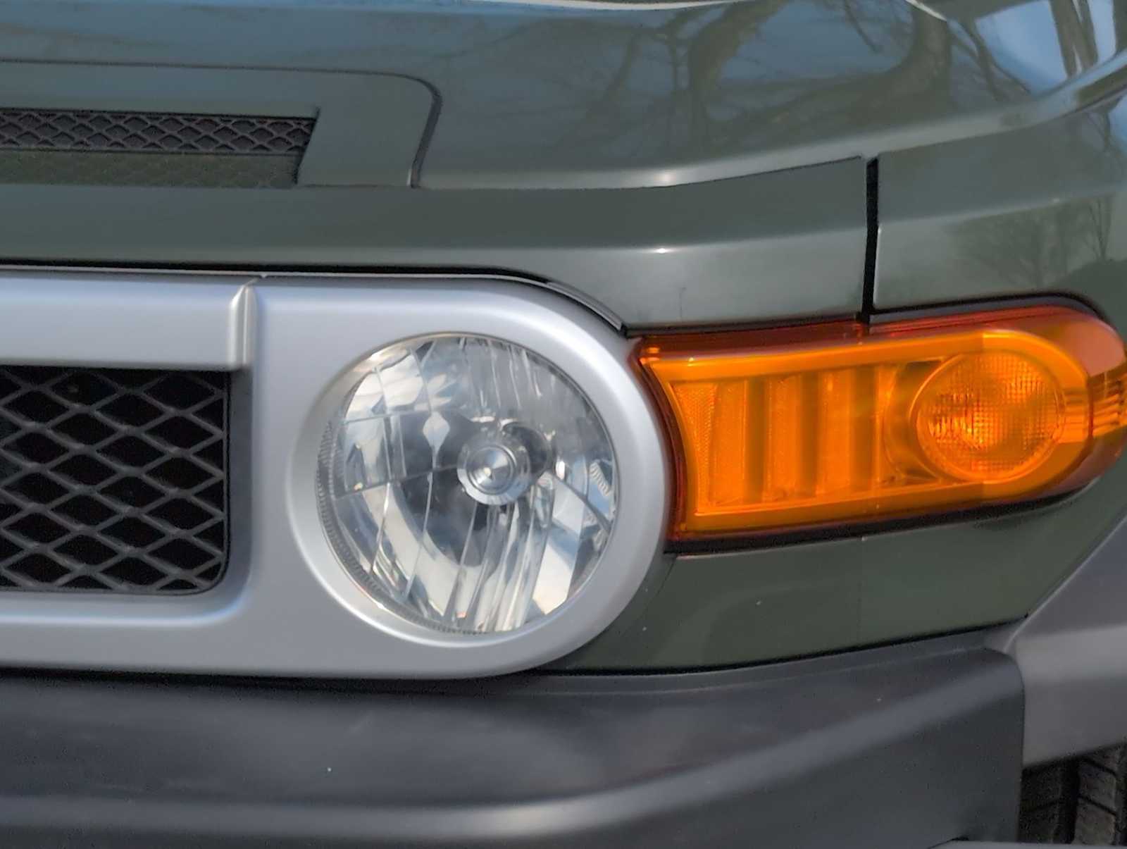 Thumbnail: 2012 Toyota FJ Cruiser - 11