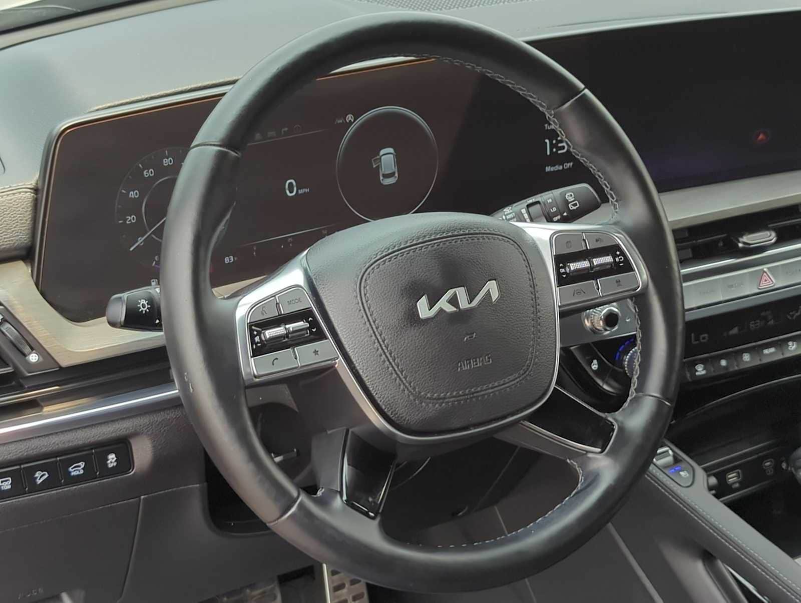 2023 Kia Telluride SX 16