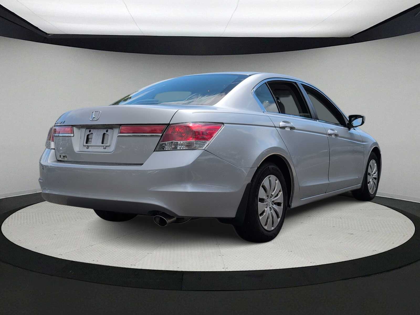 Thumbnail: 2011 Honda Accord - 8