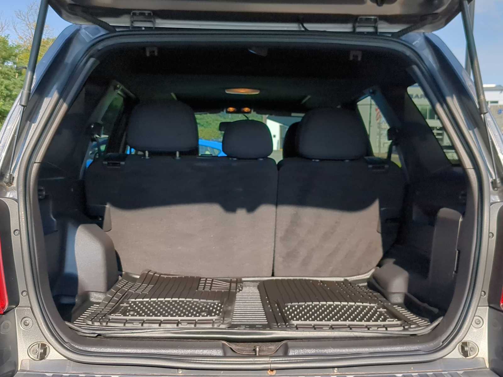 Thumbnail: 2010 Ford Escape - 34