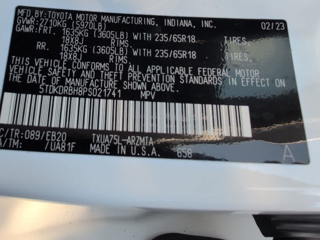 Thumbnail: 2023 Toyota Highlander - 35