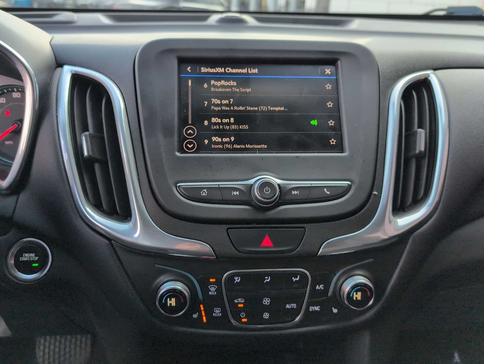 Thumbnail: 2020 Chevrolet Equinox - 28