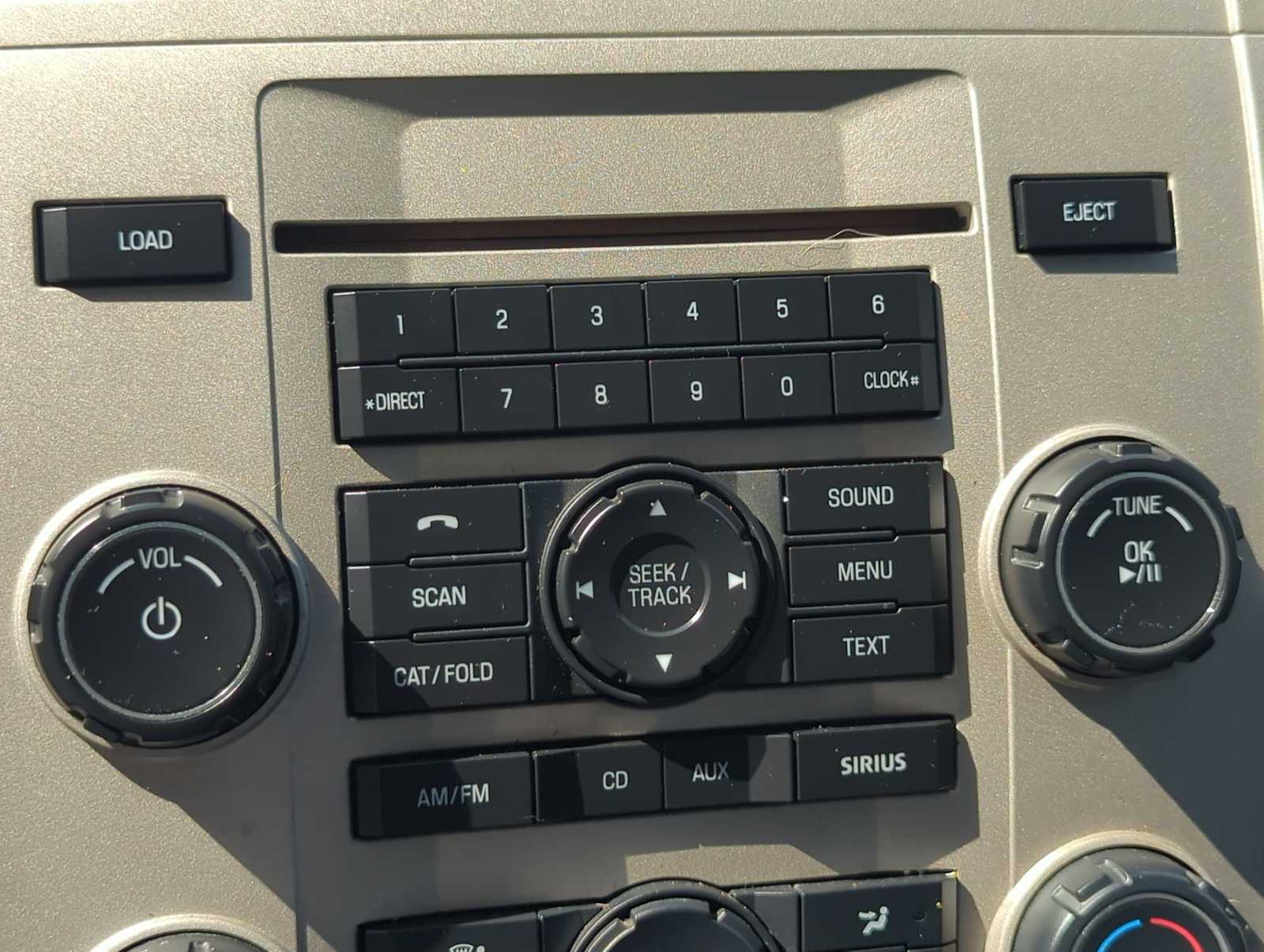 Thumbnail: 2010 Ford Escape - 27