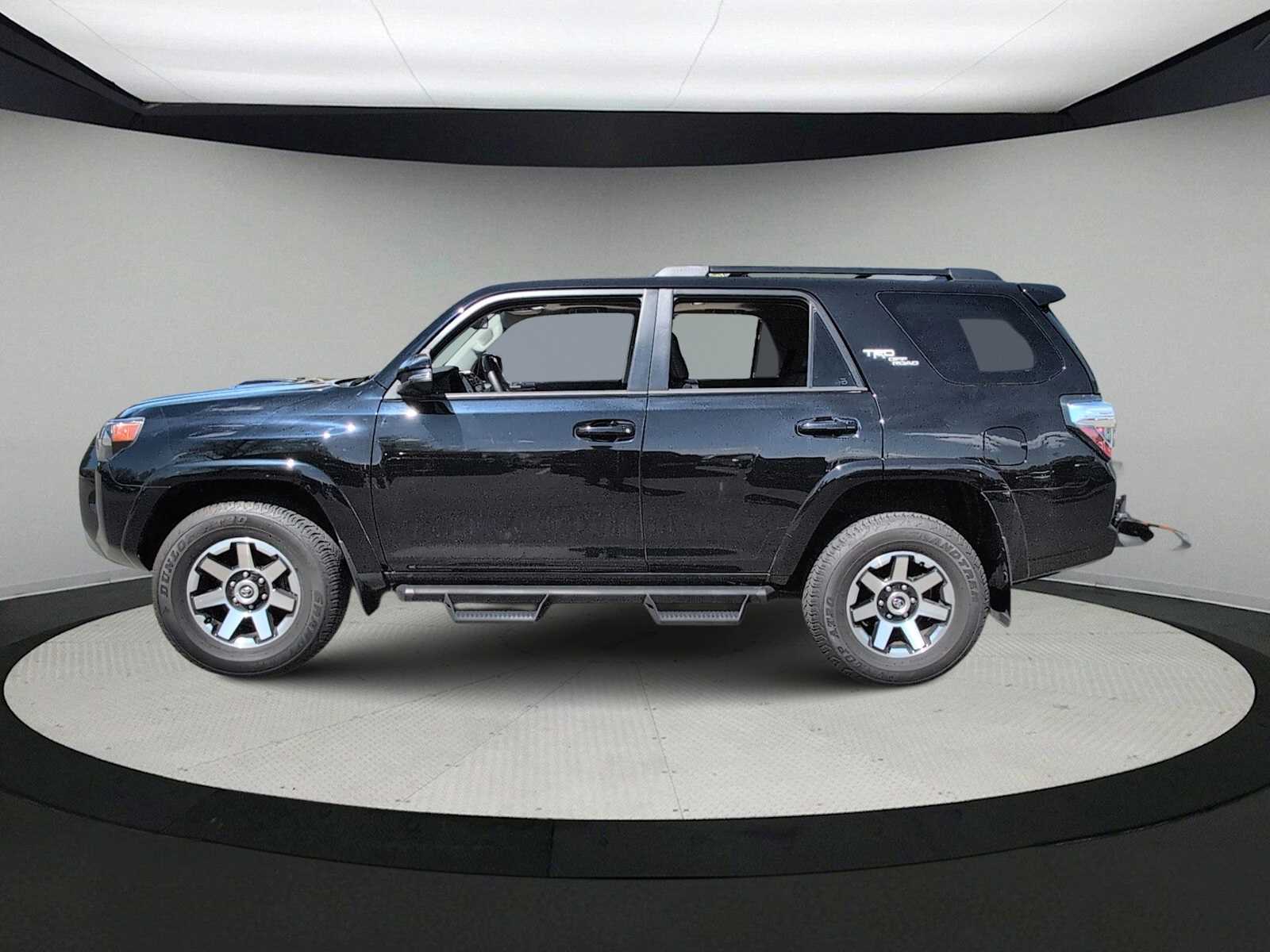 Thumbnail: 2022 Toyota 4Runner - 5
