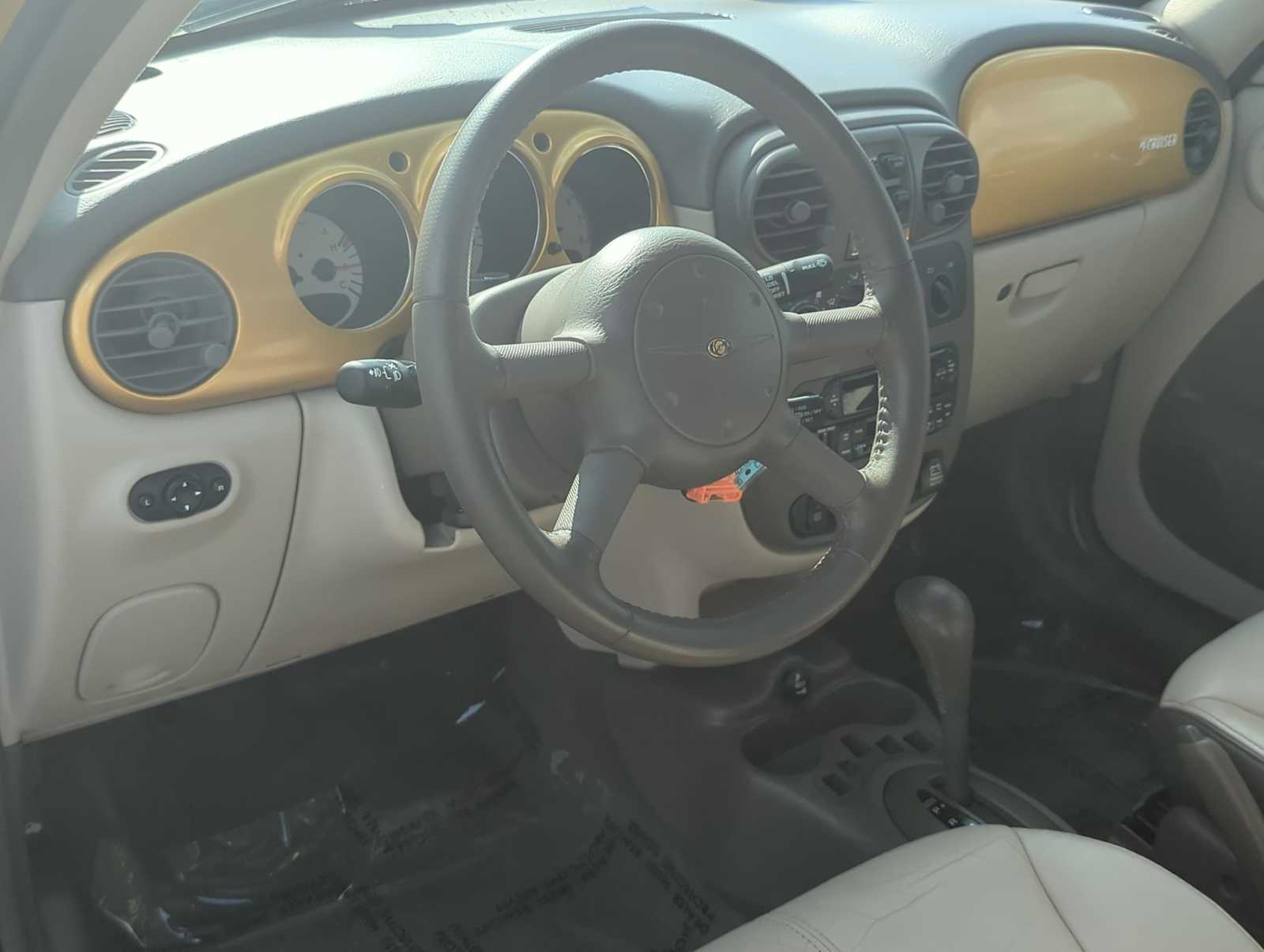 Thumbnail: 2002 Chrysler PT Cruiser - 16