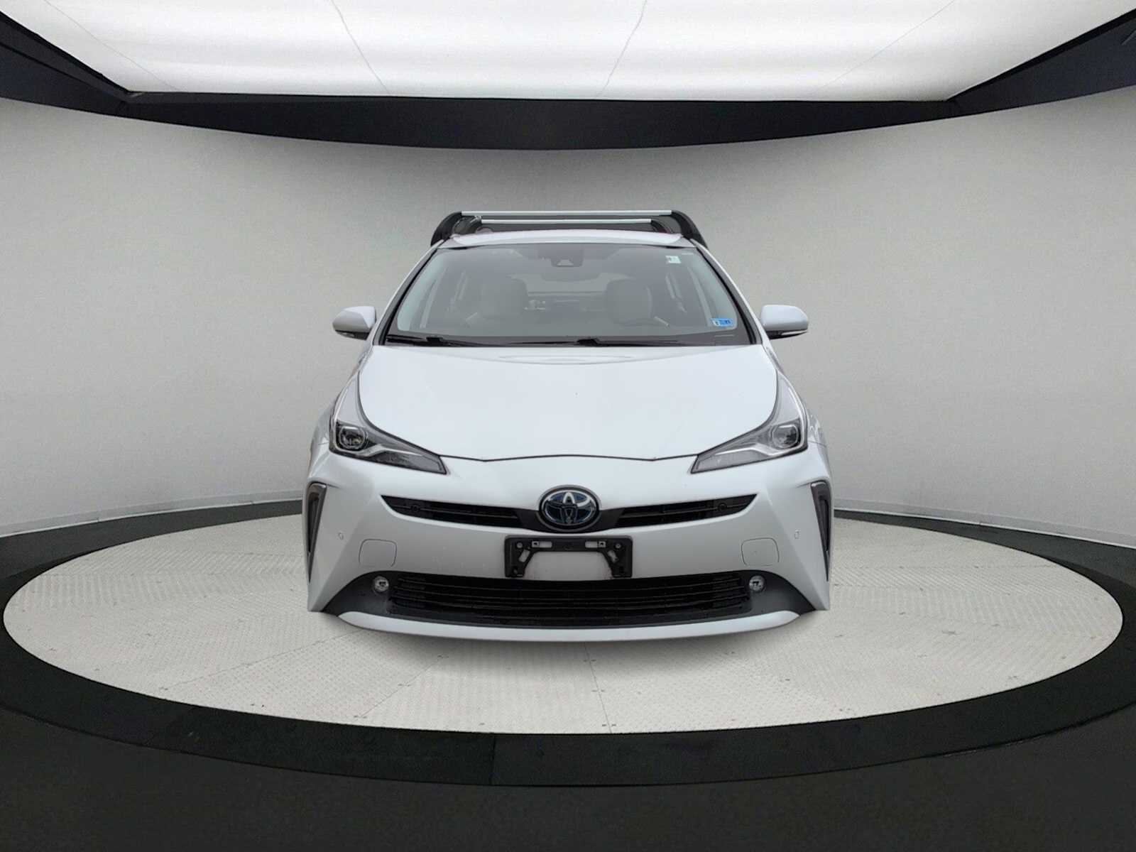 Thumbnail: 2022 Toyota Prius - 3