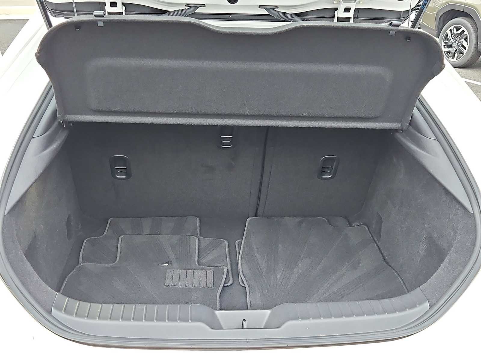 Thumbnail: 2024 Mazda Mazda3 - 33