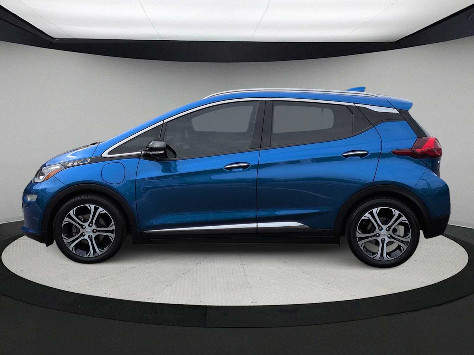 Thumbnail: 2021 Chevrolet Bolt EV - 5