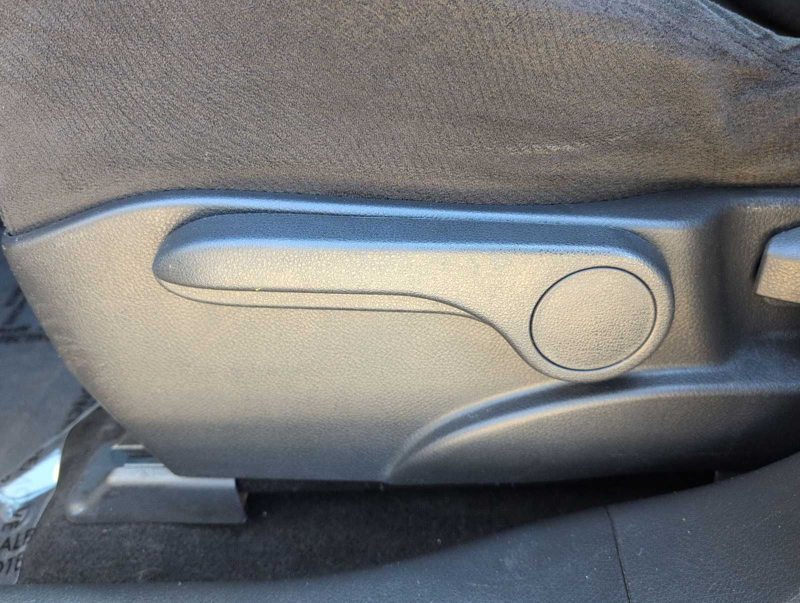 Thumbnail: 2012 Nissan Murano - 18