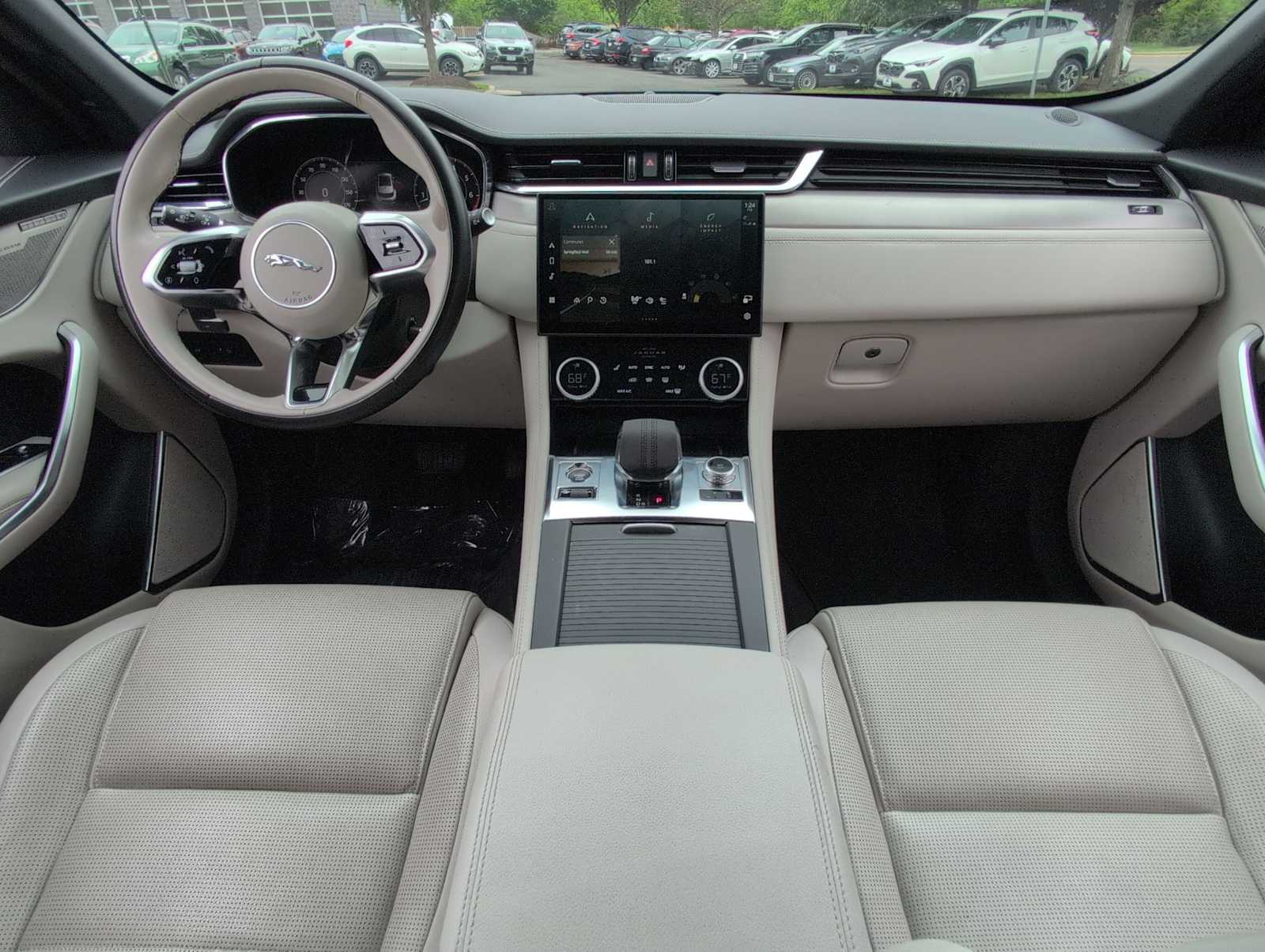 Thumbnail: 2025 Jaguar F-Pace - 13