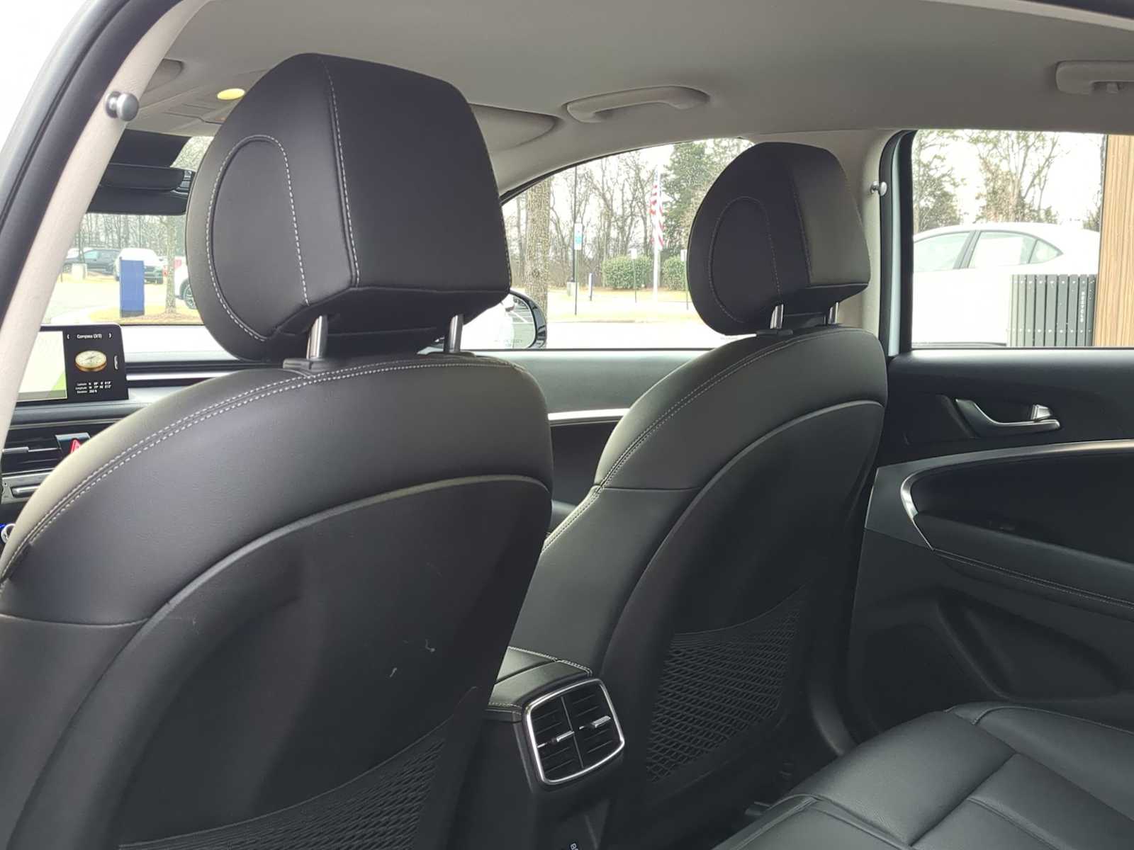 Thumbnail: 2024 Genesis G70 - 19