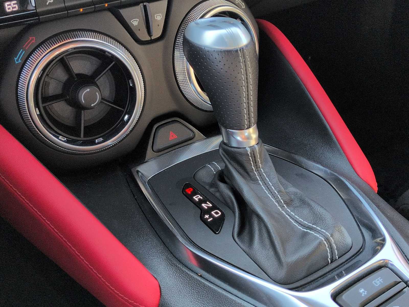 Thumbnail: 2023 Chevrolet Camaro - 31