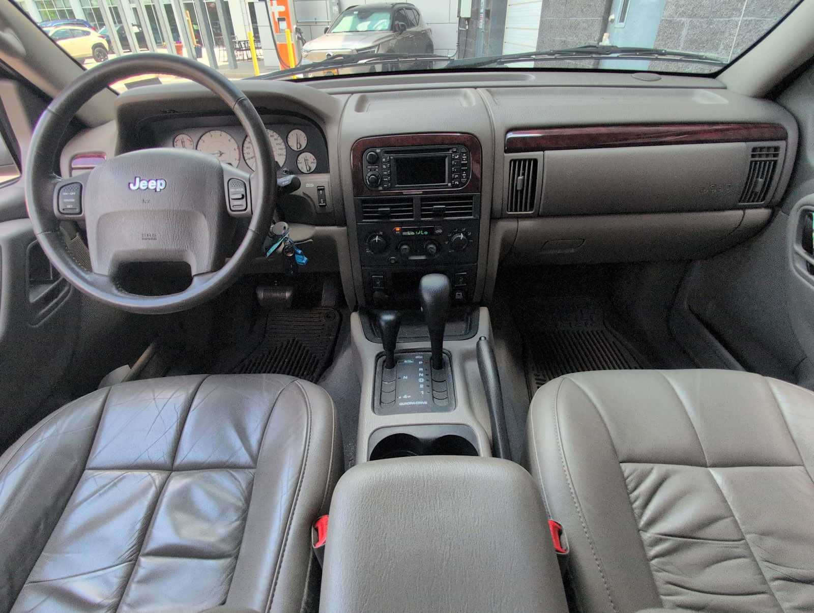Thumbnail: 2004 Jeep Grand Cherokee - 15