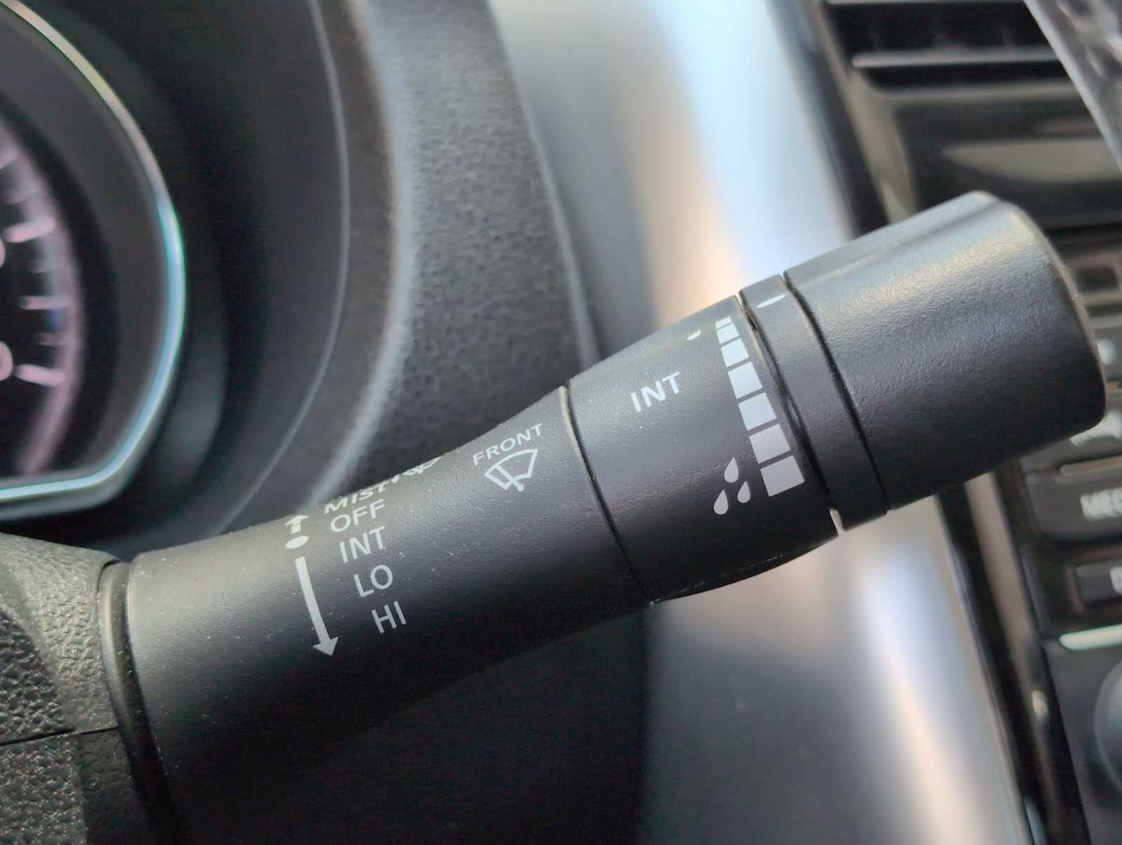 Thumbnail: 2017 Nissan Versa - 25