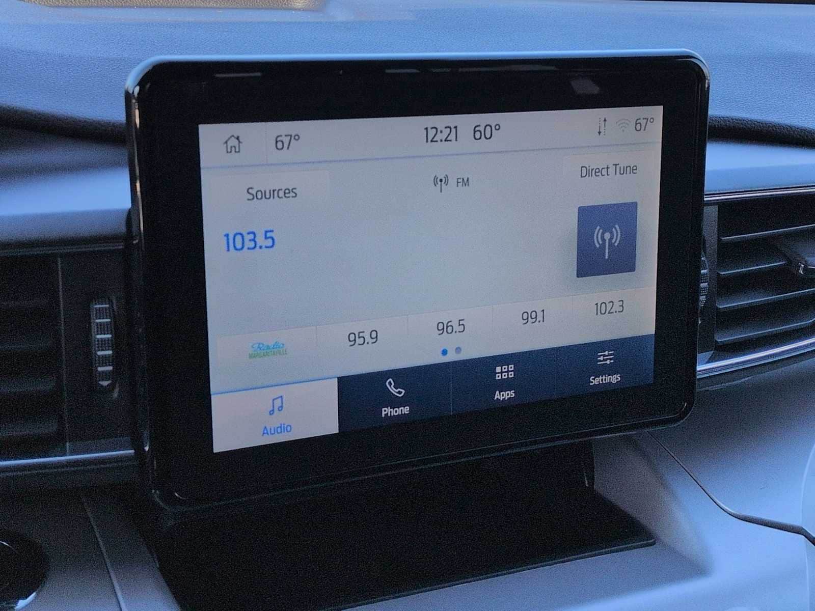 Thumbnail: 2023 Ford Explorer - 30