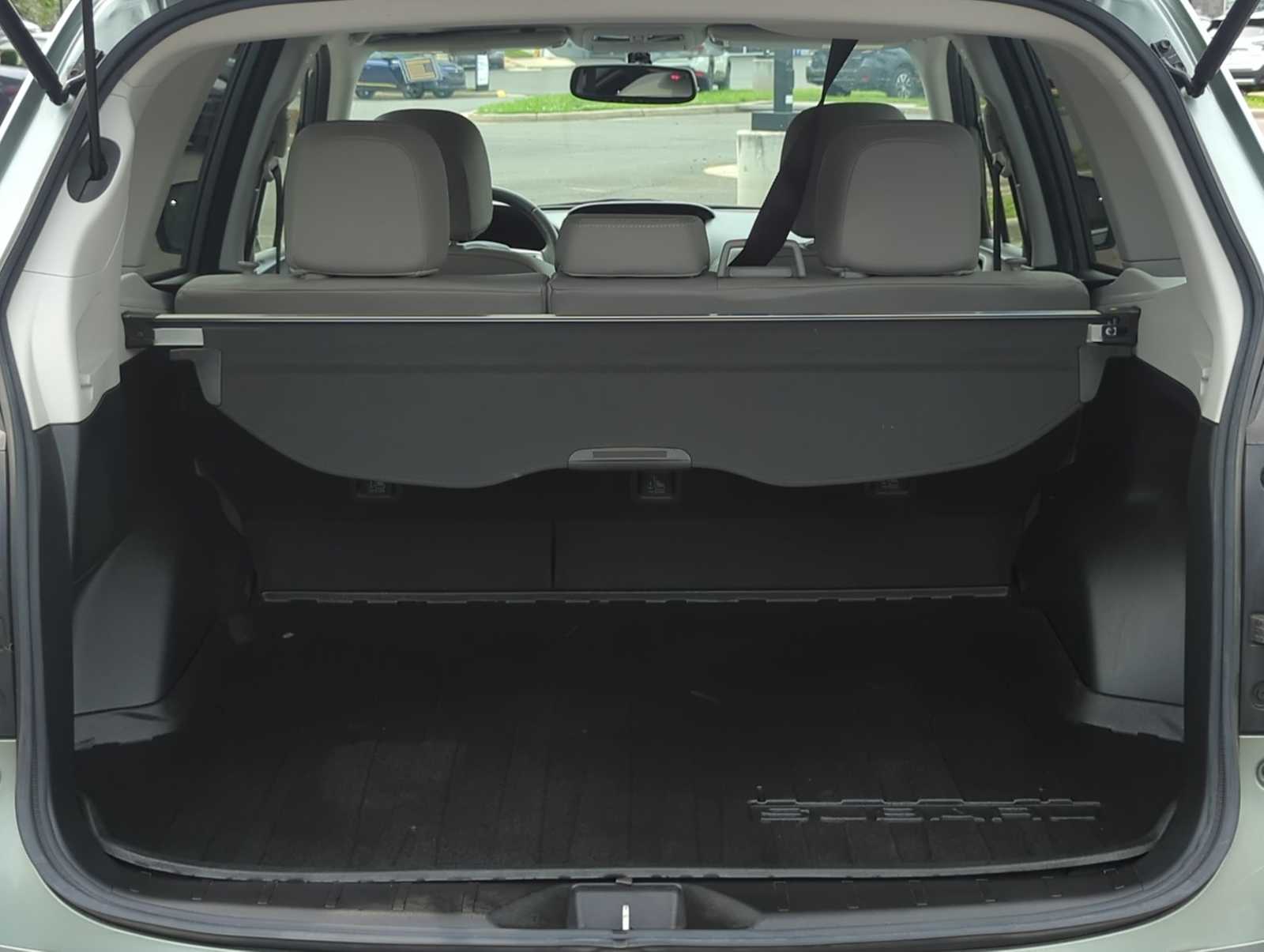 2015 Subaru Forester Touring 26